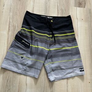 Billabong Platinum X sz 28 swim shorts